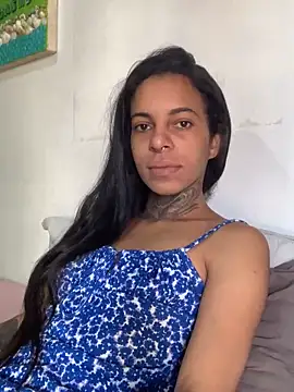 Snapshot of casalshowtime2 chatting on 11-18-25, 10:20 casalshowtime2 online show from 11-18-25, 10:20