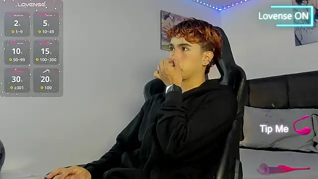 Aiiden 15 online show from 09-22-25, 12:07