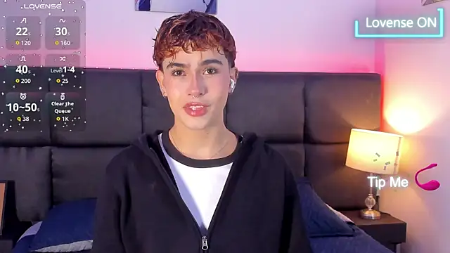 Aiiden 15 online show from 10-21-25, 12:06