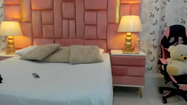 ArianaFranco online show from 04-15-26, 02:24