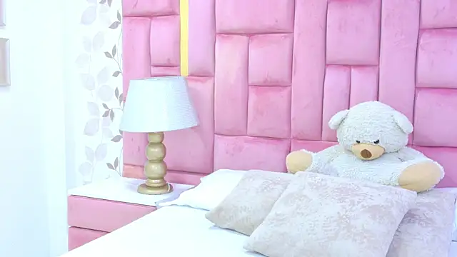 ArianaFranco online show from 07-18-26, 12:53