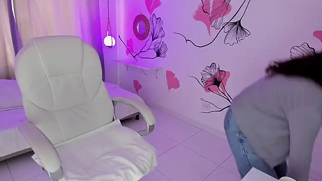 Isabela Fiorelli online show from 01-07-26, 01:24