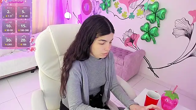 Isabela Fiorelli online show from 03-27-26, 01:11