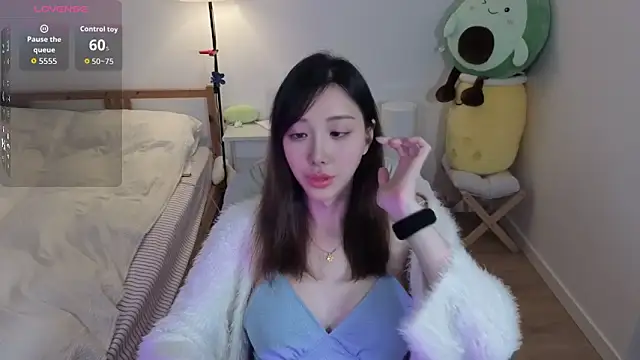 joycemilka online show from 04-06-26, 12:17