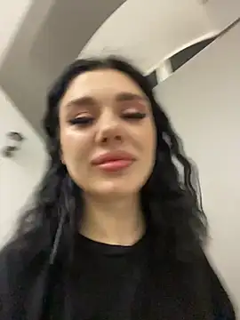 MaeveMoon online show from 01-18-26, 06:12