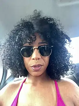 Snapshot of dianagolley420 chatting on 03-21-26, 04:54 dianagolley420 online show from 03-21-26, 04:54