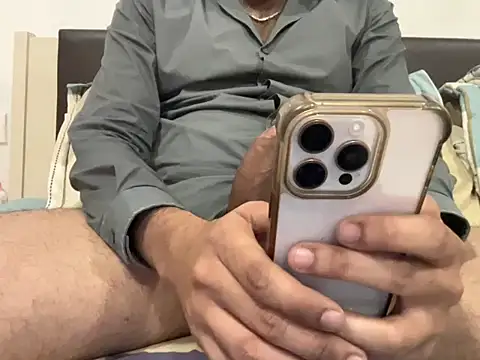 iamabigdickindian online show from 09-25-25, 06:00