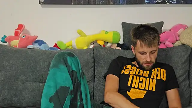 ademandjulia online show from 09-29-25, 08:24