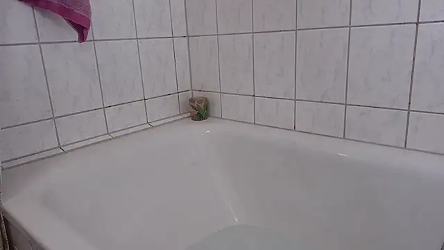 ademandjulia online show from 10-05-25, 10:02