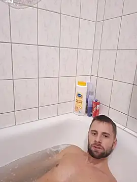 ademandjulia online show from 12-03-25, 06:17