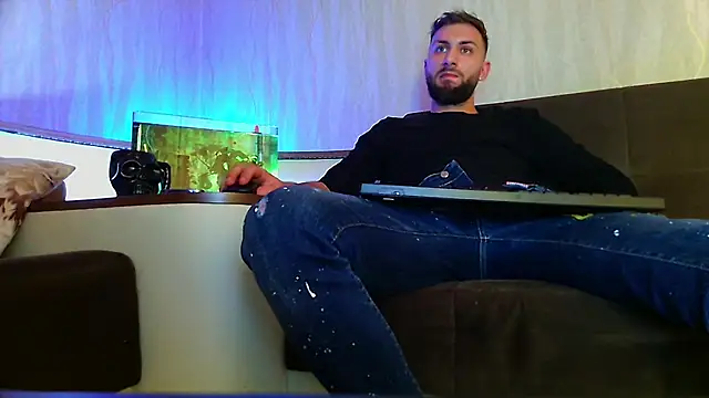 Snapshot of JamieNoxus chatting on 03-06-25, 11:53 JamieNoxus online show from 03-06-25, 11:53