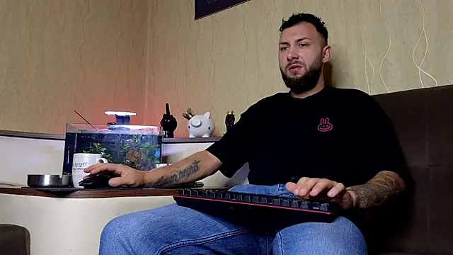 Snapshot of JamieNoxus chatting on 09-19-25, 07:54 JamieNoxus online show from 09-19-25, 07:54