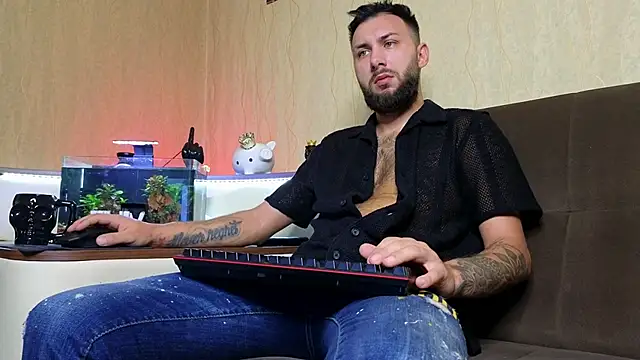 Snapshot of JamieNoxus chatting on 10-02-25, 07:59 JamieNoxus online show from 10-02-25, 07:59