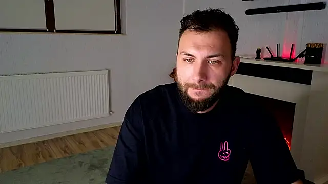 Snapshot of JamieNoxus chatting on 11-11-25, 07:30 JamieNoxus online show from 11-11-25, 07:30