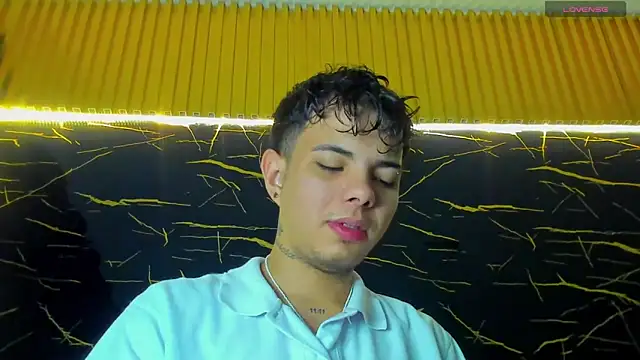 Alessandro 1610 online show from 04-08-26, 08:14