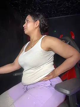 Carola-Ross online show from 02-24-25, 06:27