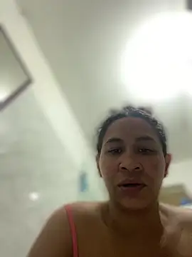 Carola-Ross online show from 12-14-25, 05:29