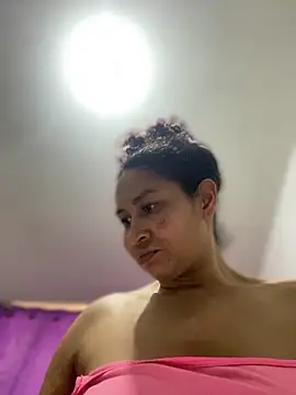 Carola-Ross online show from 03-30-26, 04:08