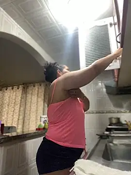 Carola-Ross online show from 04-18-26, 02:43