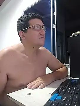 Snapshot of PECHO100 chatting on 07-26-26, 03:58 PECHO100 online show from 07-26-26, 03:58