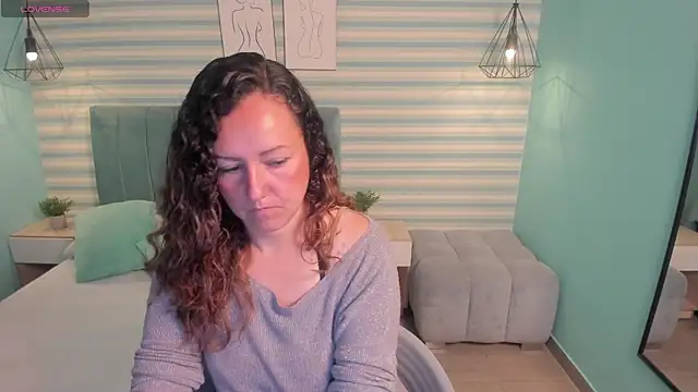 abby apple online show from 03-13-25, 01:50