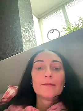 Snapshot of Miroslava1247 chatting on 10-05-25, 08:56 Miroslava1247 online show from 10-05-25, 08:56