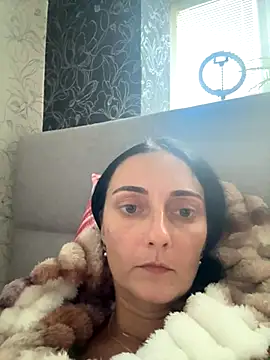 Snapshot of Miroslava1247 chatting on 10-12-25, 01:21 Miroslava1247 online show from 10-12-25, 01:21