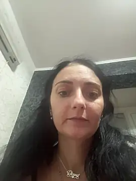 Snapshot of Miroslava1247 chatting on 11-28-25, 06:21 Miroslava1247 online show from 11-28-25, 06:21