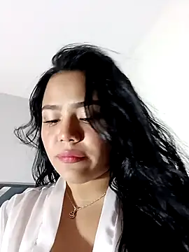 anahi evans19 online show from 11-21-25, 08:40