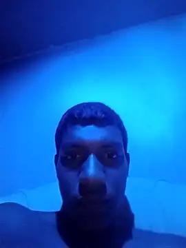 Snapshot of jr121221 chatting on 02-08-25, 03:52 jr121221 online show from 02-08-25, 03:52