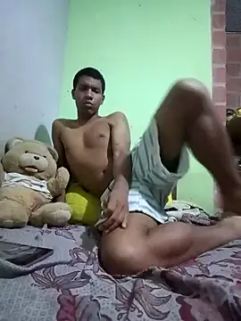 Snapshot of jr121221 chatting on 02-11-25, 02:46 jr121221 online show from 02-11-25, 02:46