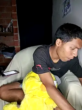 Snapshot of jr121221 chatting on 02-13-25, 12:13 jr121221 online show from 02-13-25, 12:13