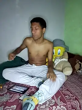 Snapshot of jr121221 chatting on 02-15-25, 06:02 jr121221 online show from 02-15-25, 06:02