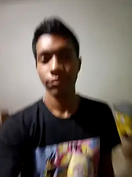 Snapshot of jr121221 chatting on 02-19-25, 10:20 jr121221 online show from 02-19-25, 10:20