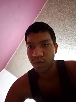 Snapshot of jr121221 chatting on 10-13-25, 08:31 jr121221 online show from 10-13-25, 08:31