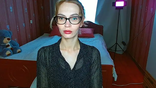 Snapshot of Lady_Sunshine_ chatting on 06-12-26, 06:56 Lady Sunshine online show from 06-12-26, 06:56