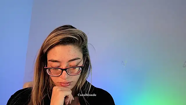 Snapshot of Carolblonde chatting on 06-22-26, 03:25 Carolblonde online show from 06-22-26, 03:25