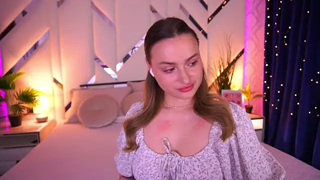 Snapshot of LindsieGreyy chatting on 03-02-26, 07:09 LindsieGreyy online show from 03-02-26, 07:09