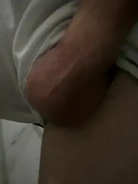 Snapshot of obranquinho21cm chatting on 02-25-25, 12:25 obranquinho21cm online show from 02-25-25, 12:25