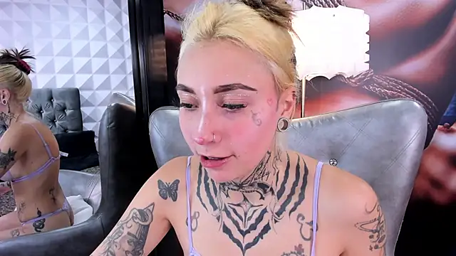 miss   angel online show from 02-13-25, 06:05