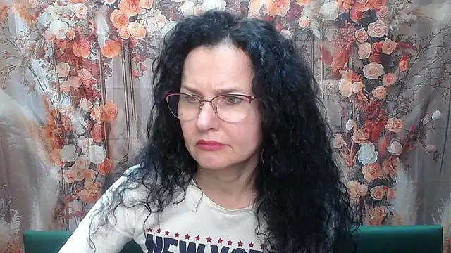 Miroslava Happi online show from 03-12-26, 08:42