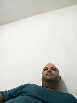 Felipe OwnZ online show from 10-29-25, 02:47