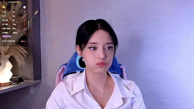 Snapshot of Hisoka_akerley chatting on 07-16-26, 04:07 Hisoka akerley online show from 07-16-26, 04:07