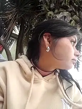 CHLOE ISABELL online show from 03-06-25, 04:07