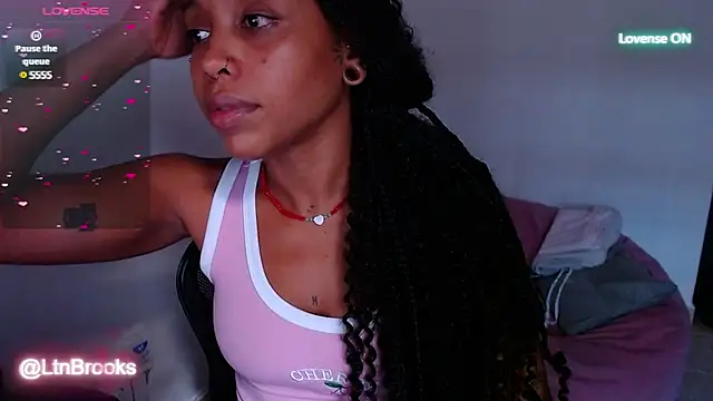 Snapshot of Annaa_Brooks chatting on 02-26-25, 09:16 Annaa Brooks online show from 02-26-25, 09:16