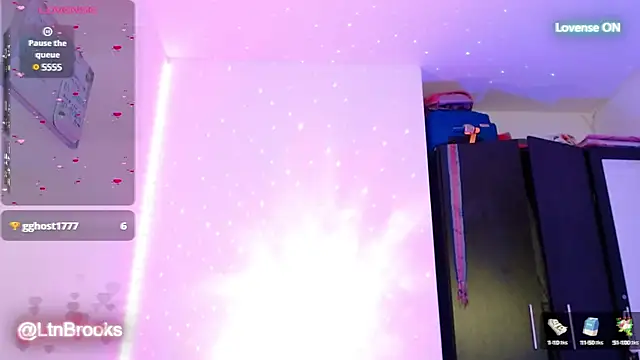 Snapshot of Annaa_Brooks chatting on 03-04-25, 09:00 Annaa Brooks online show from 03-04-25, 09:00