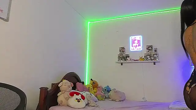 Annaa Brooks online show from 04-05-26, 11:35