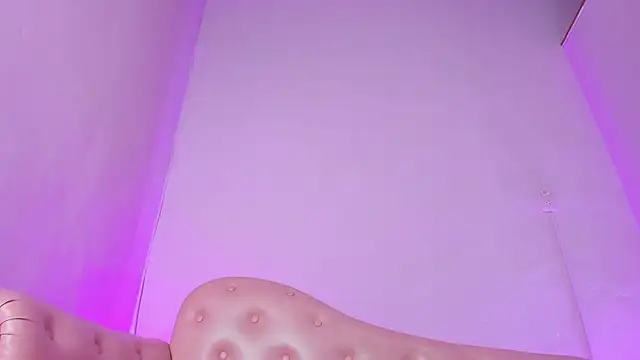 Snapshot of _JuliSweet_ chatting on 10-01-25, 12:22 JuliSweet online show from 10-01-25, 12:22