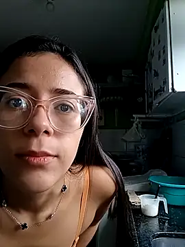 Snapshot of JuliaSalvaa chatting on 02-19-25, 11:38 JuliaSalvaa online show from 02-19-25, 11:38