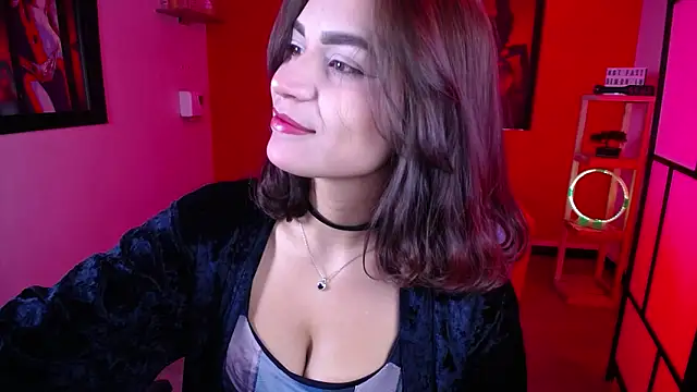 Snapshot of Auroraa_soul chatting on 09-11-25, 01:00 Auroraa soul online show from 09-11-25, 01:00